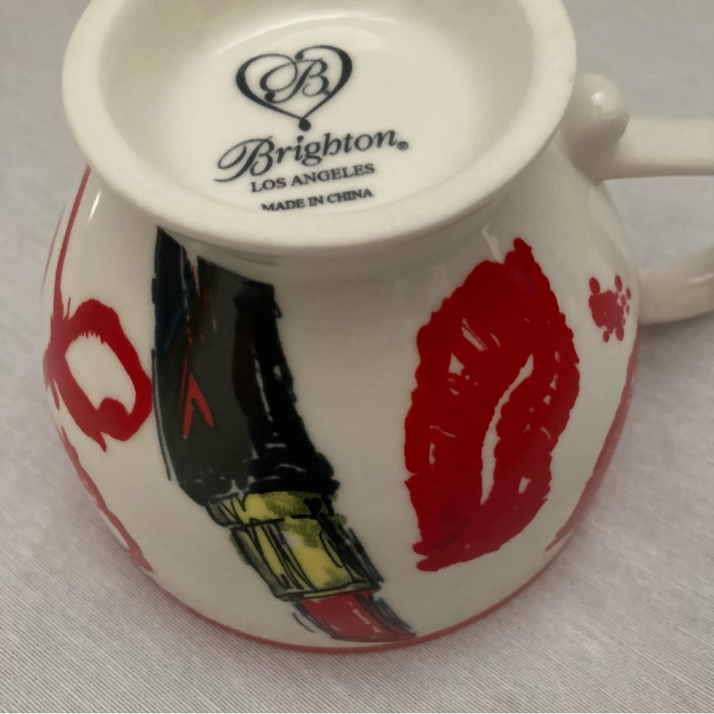 Brighton Lips & Lipstick Pedestal Coffee Mug Red Kiss Love Print Cup - Picture 11 of 13